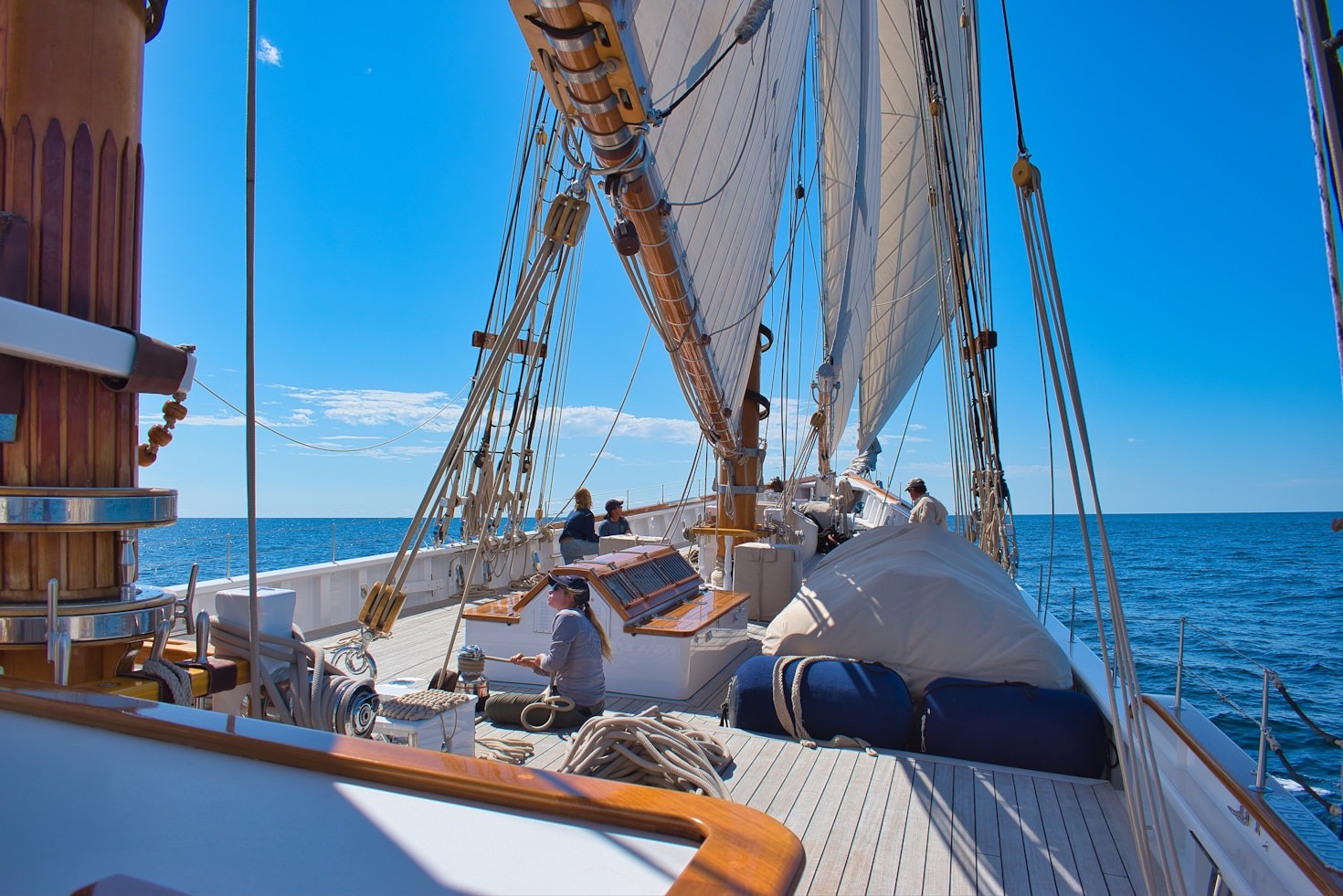 The Challenges and Rewards of Being a Ship’s Crew